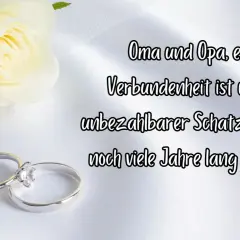 Zwei Ringe, eine weiße Rose und Perlen symbolisieren die 60 Jahre Hochzeit von Oma und Opa. Ihre Verbundenheit glänzt wie ein Schatz.