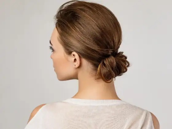 Kurze Haare hochstecken? So gelingt der perfekte Look!