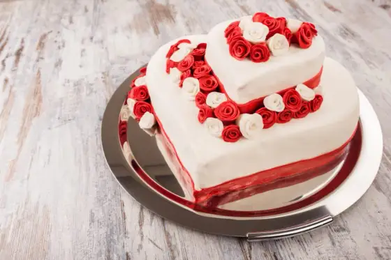 Herztorte Hochzeit - So wird sie zum stilvollen Highlight